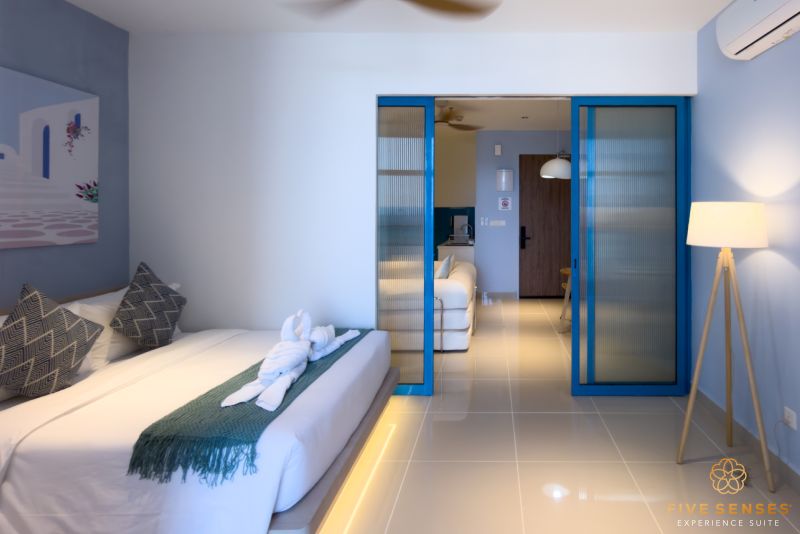 The Shore room photo